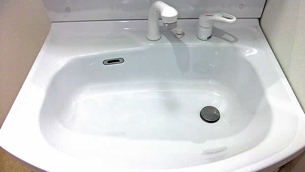 山口片付け110番の洗面台のお掃除サービス